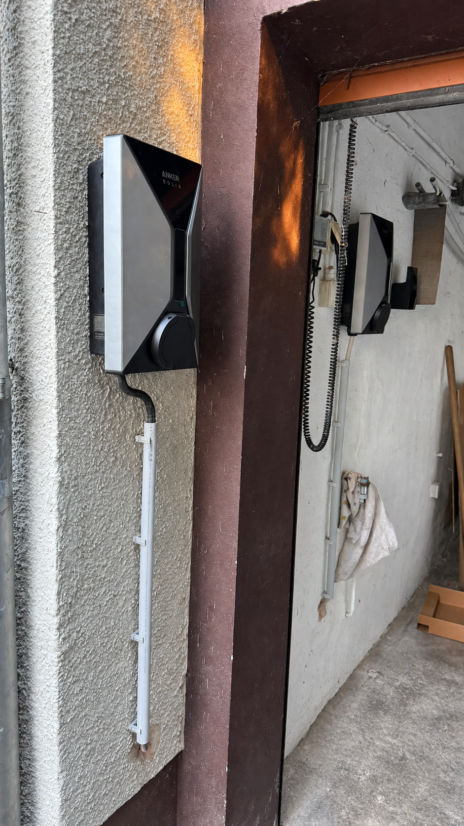 https://oe-elektroinstallation.de/wp-content/uploads/2026/09/oe-wallbox-garage-boden-bereinigt.png